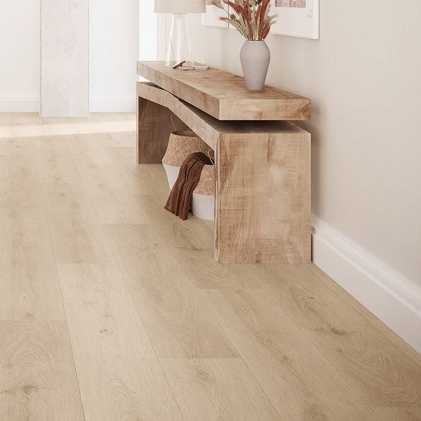 Invictus Maximus Silk Oak-Latte кварц-виниловый пол клеевой