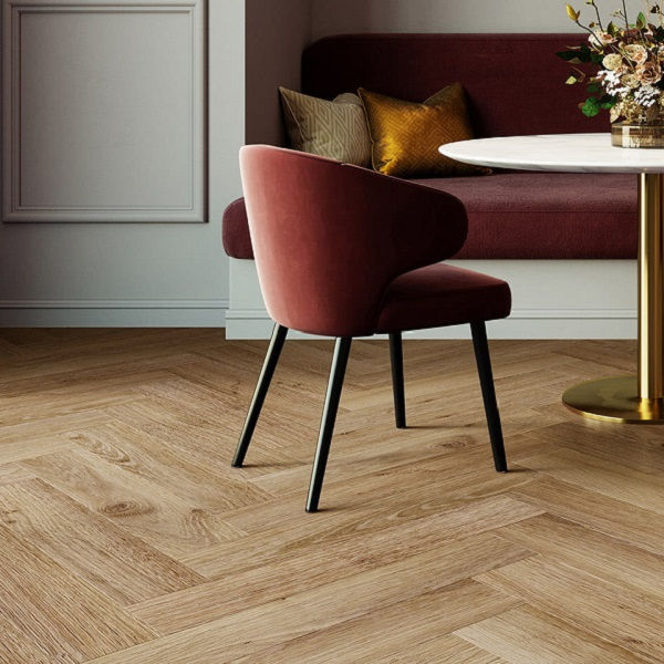 Invictus Maximus Herringbone Highland Oak-Classic кварц-виниловый пол клеевой
