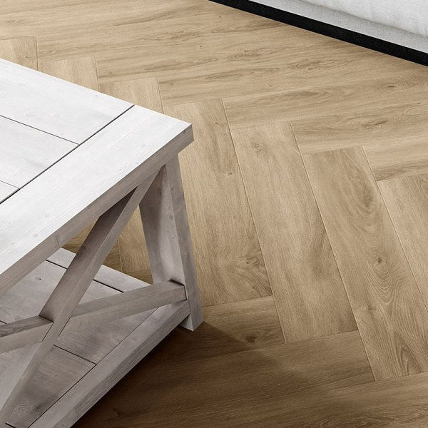 Invictus Maximus Herringbone Divine Oak-Champagne кварц-виниловый пол клеевой