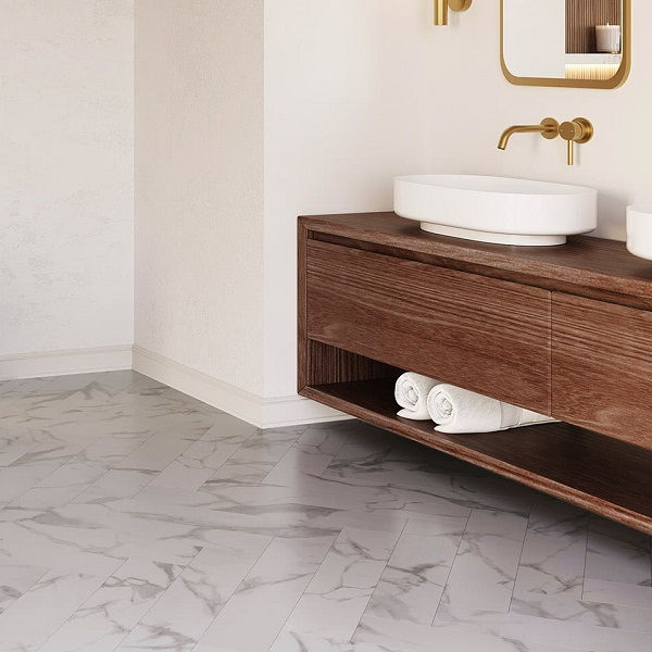 Invictus Maximus Herringbone Pure Marble-Snowflake кварц-виниловый пол клеевой
