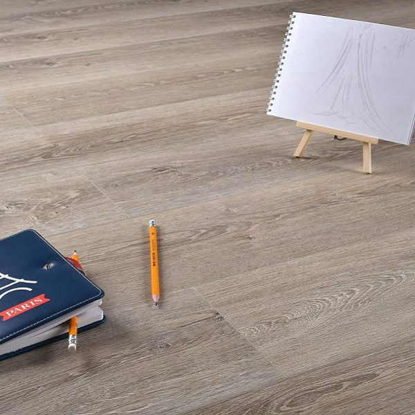 Noventis Iceberg Дуб Хаббард 3004 кварц-виниловый пол (SPC floor)
